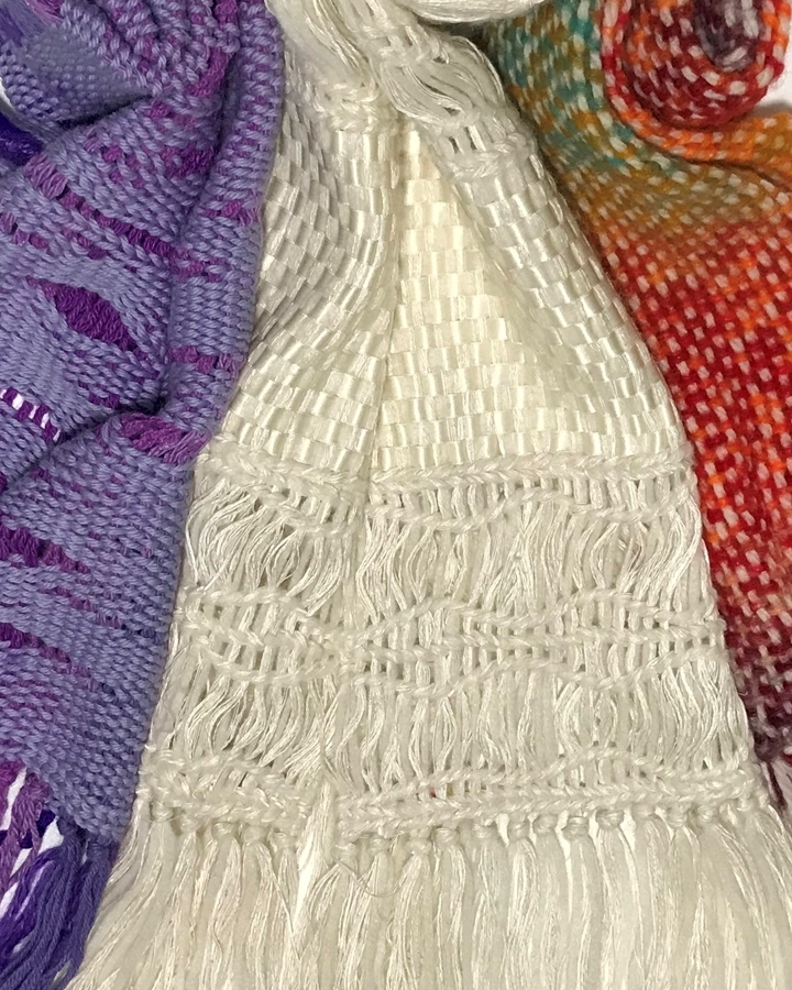 Sciarpa tessuta con #iltelaiopercappelli