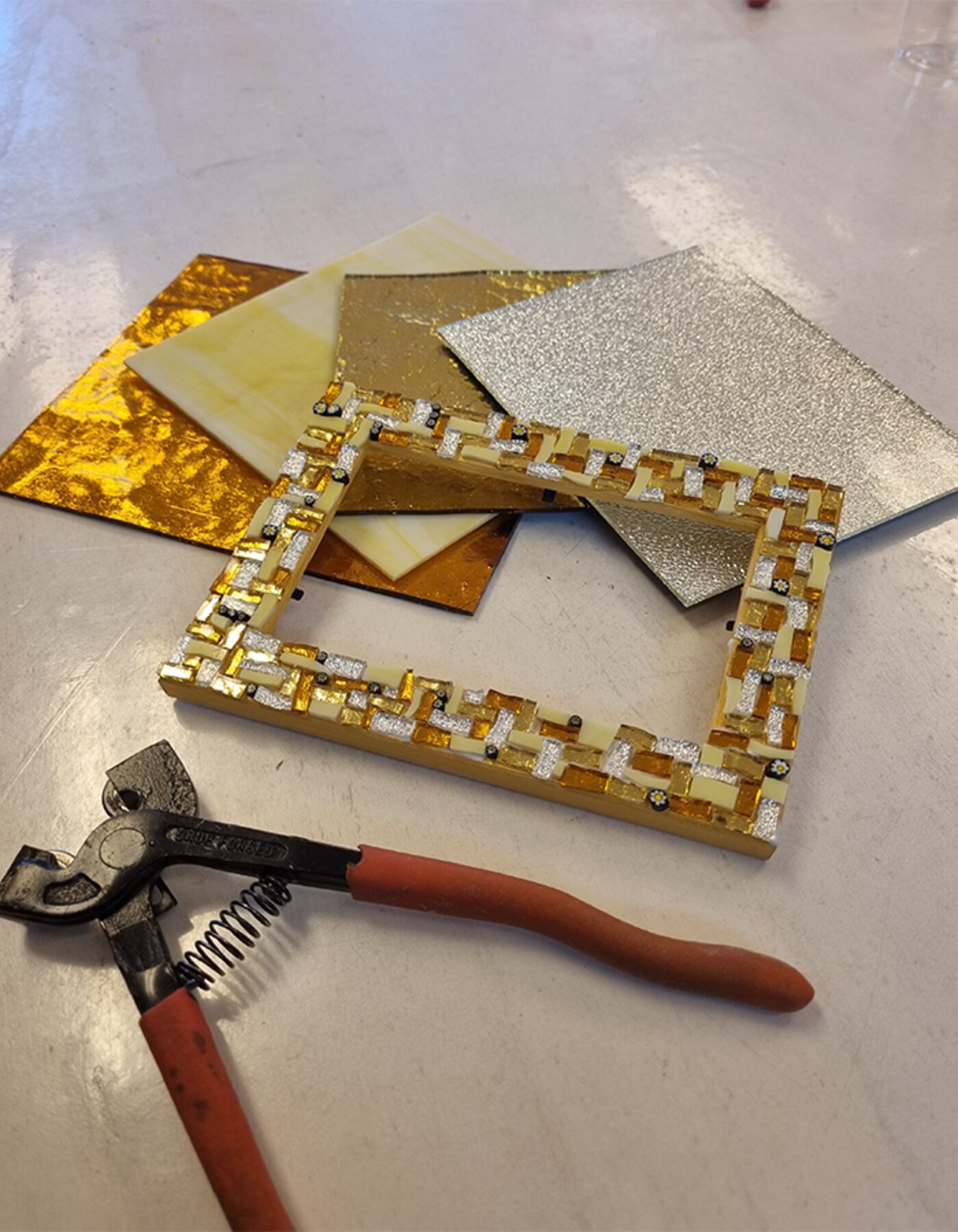 Crea la tua cornice portafoto in Mosaico
