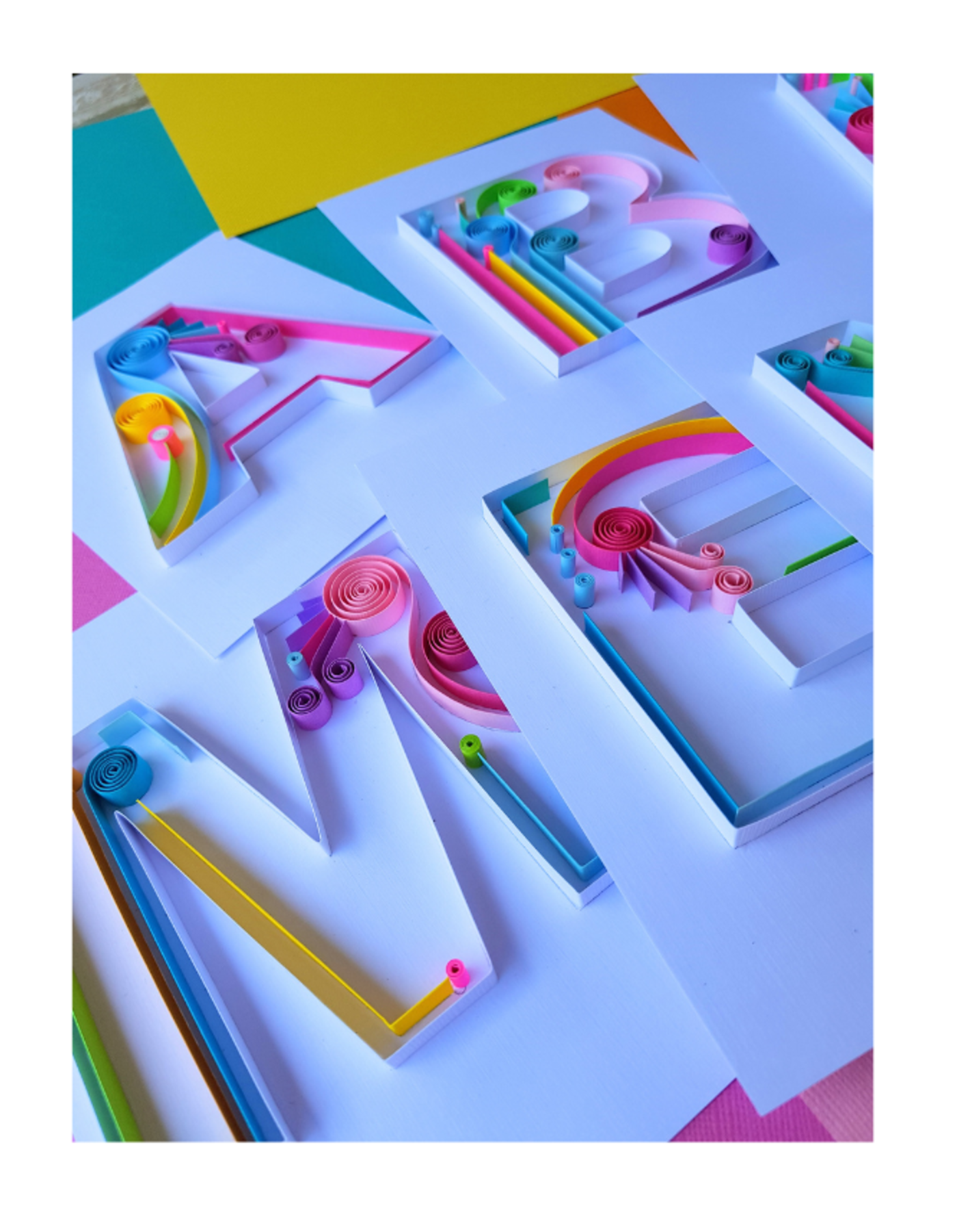 La tua iniziale in quilling - Monogramma in stampatello
