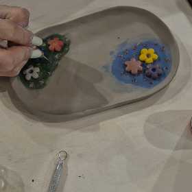creazione svuotatasche in ceramica