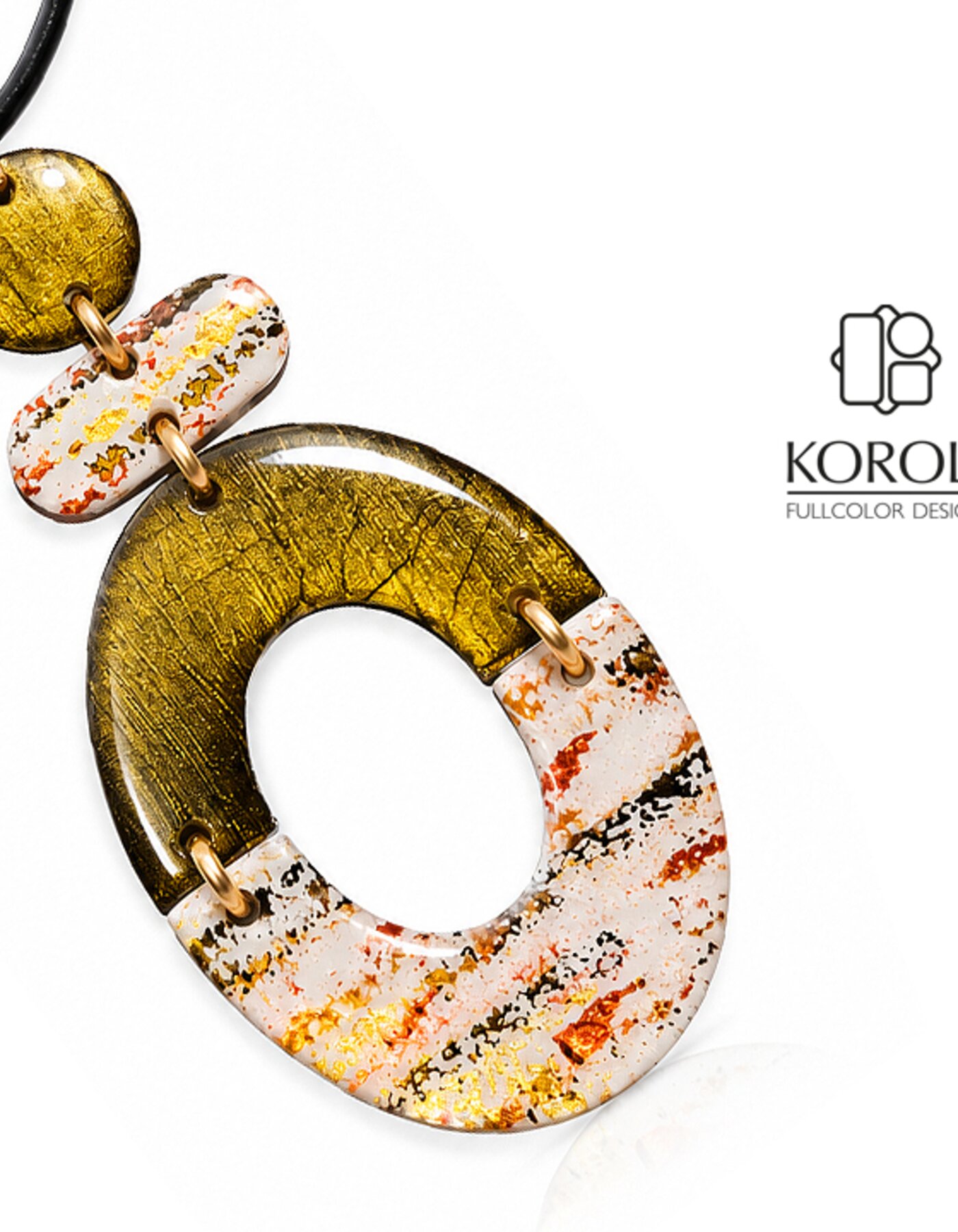 oval pendant