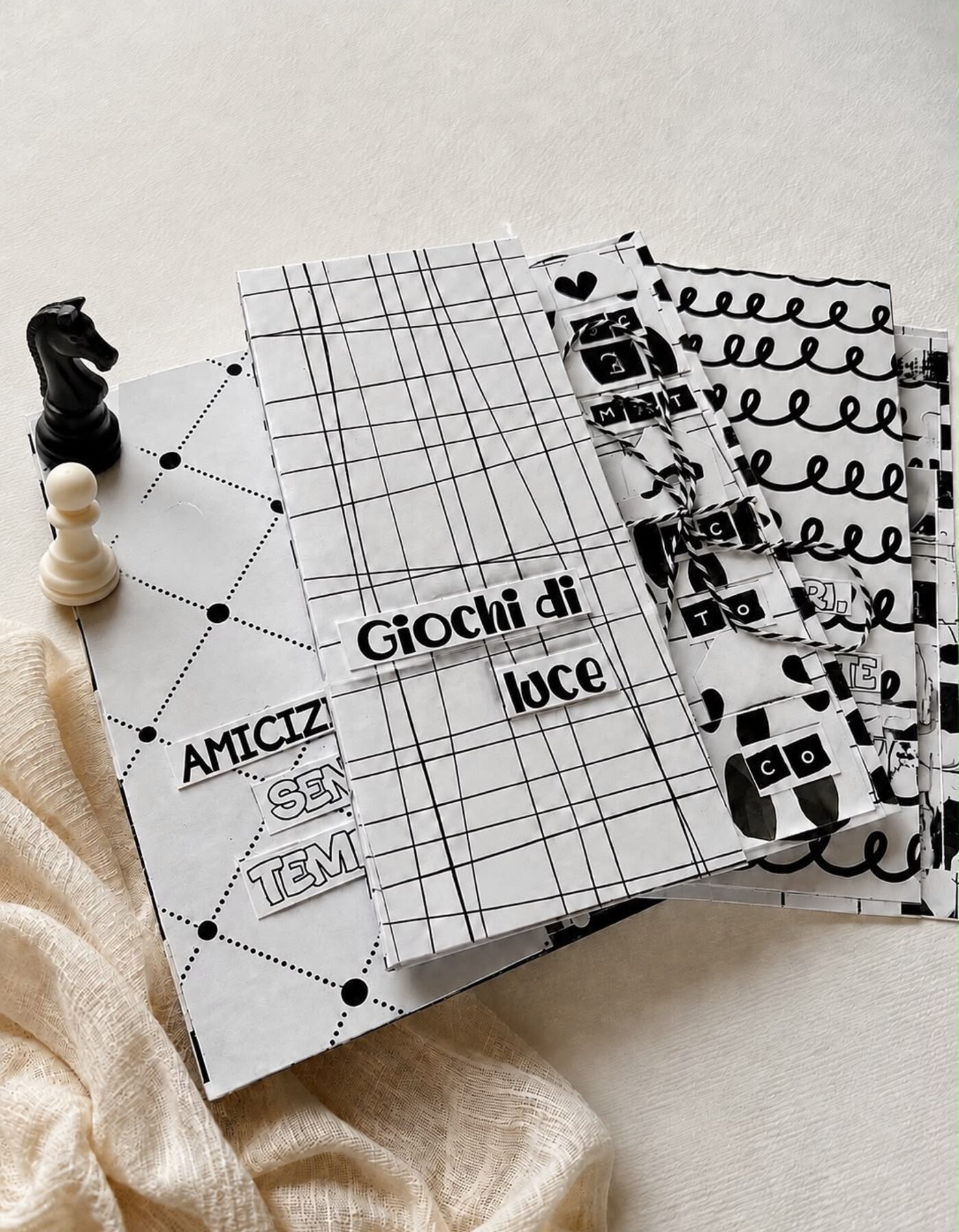 Mini album "Black or white"