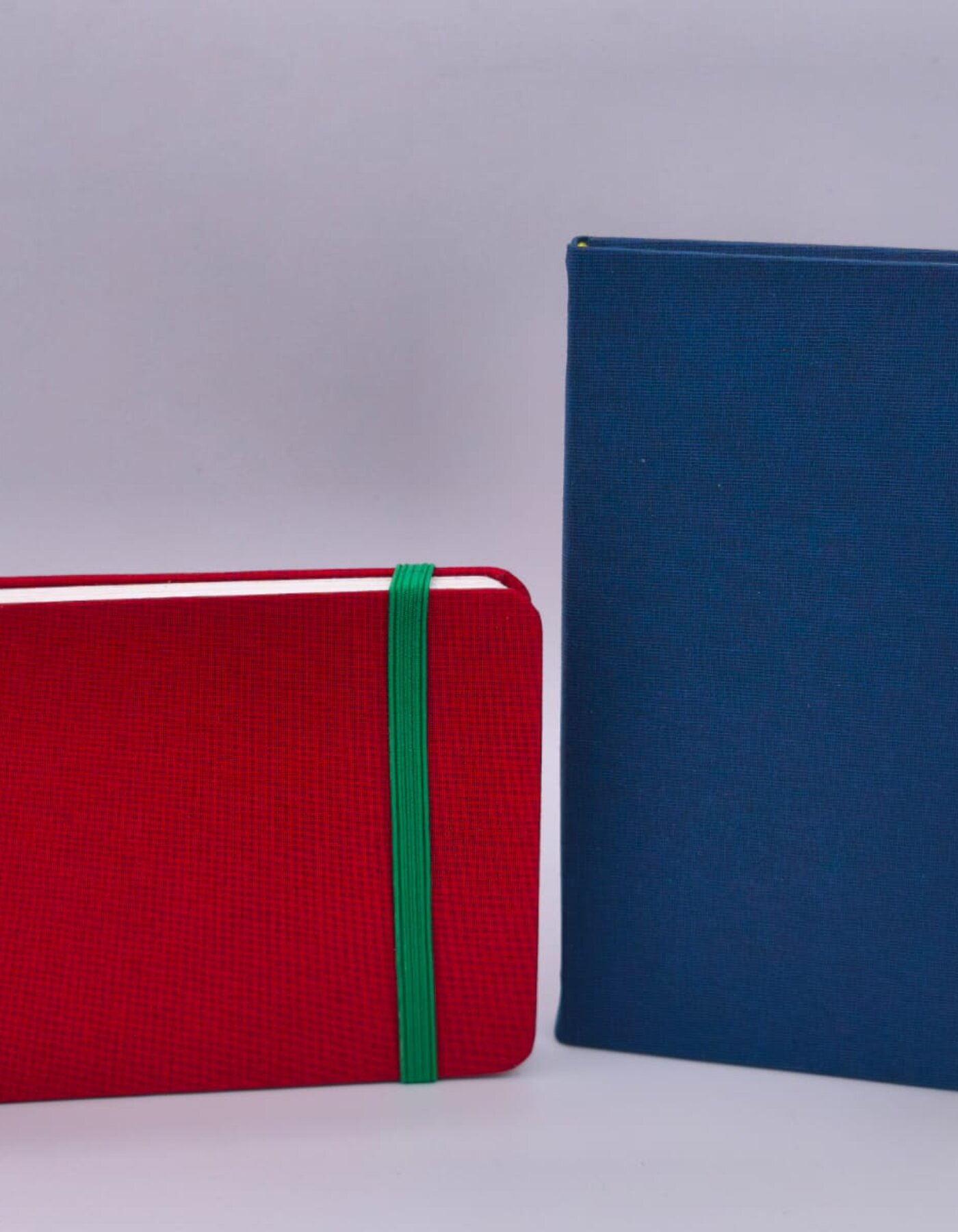 Moleskine/sketchbook bookbinding workshop for Midori book.