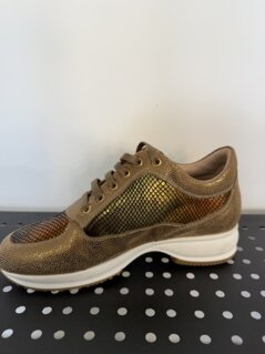 LEATHER SHOE